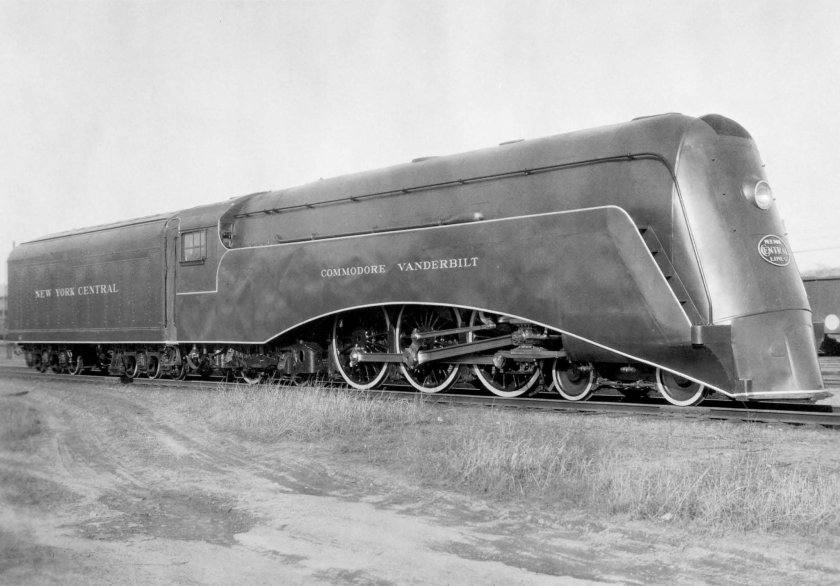 Локомотив Иосиф Сталин