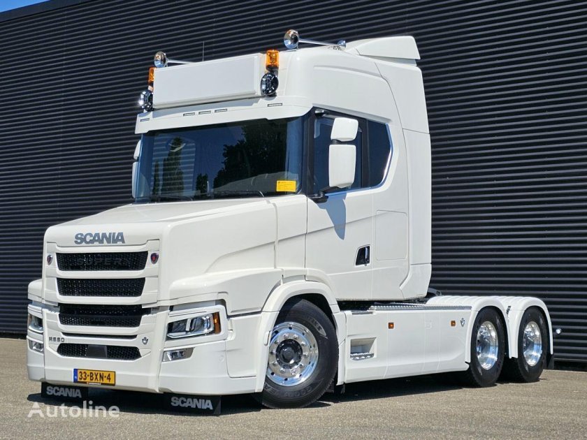 Тягач scania