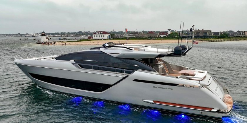 Yacht Riva 88 Domino