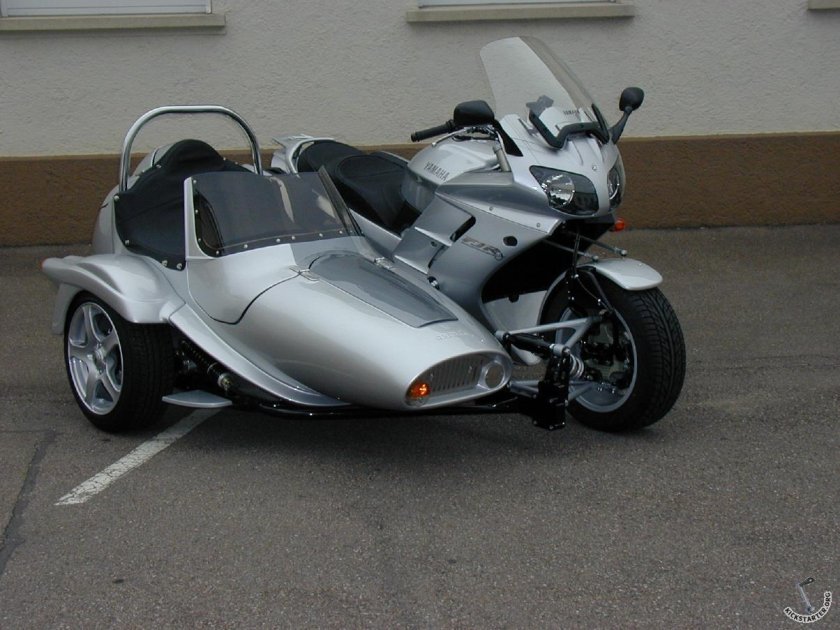 Yamaha FJR 1300 С коляской