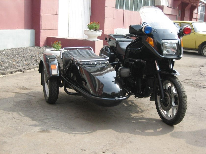 Мотоцикл Хантер 200 с боковым прицепом