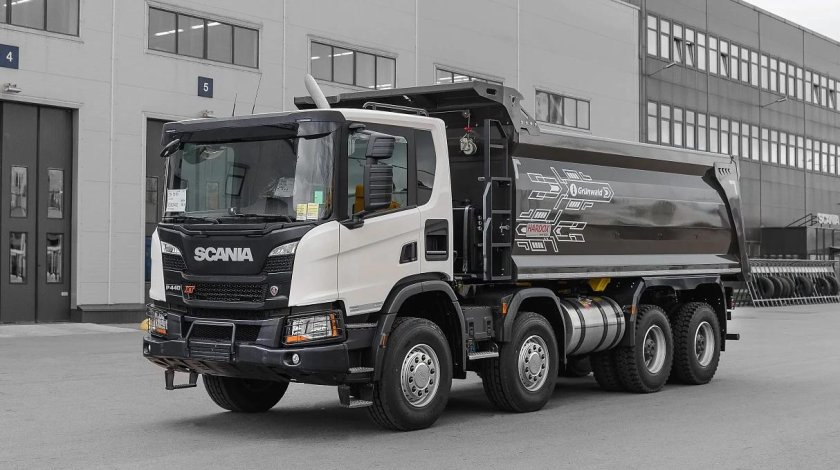 Самосвал Scania p440 8x4