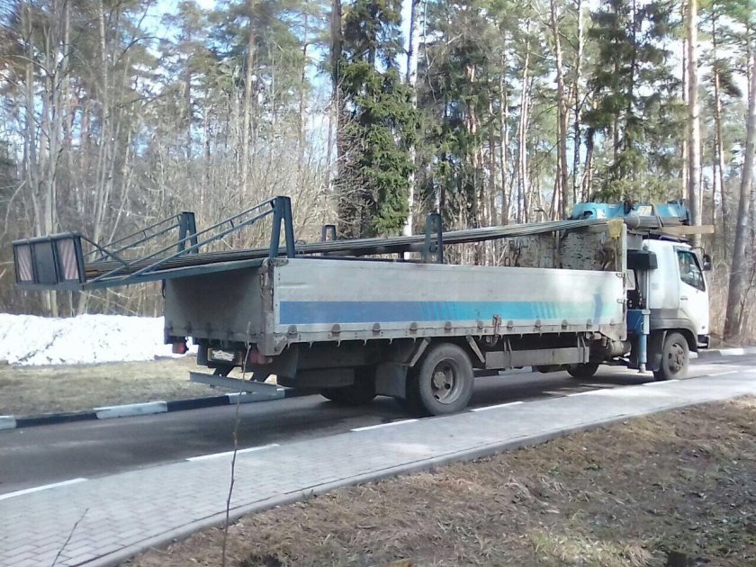 Манипулятор с арматурой