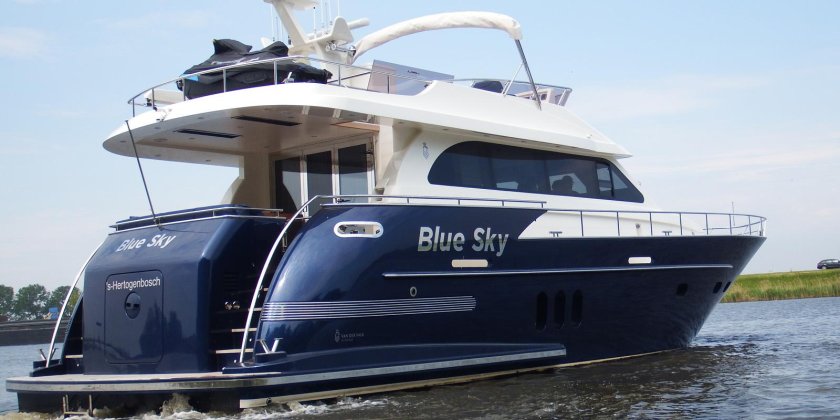 Яхта van der Valk 1600