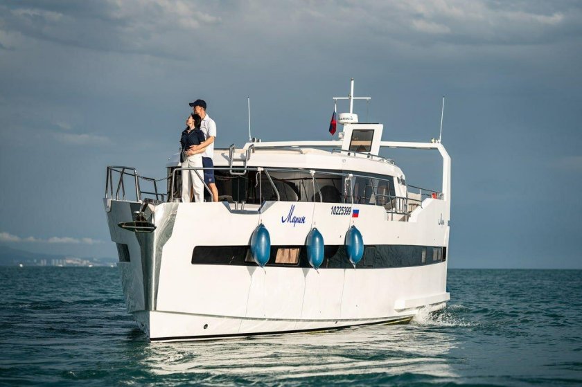 Яхта в сочи