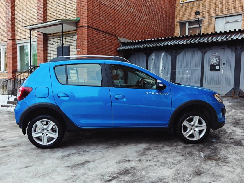 Renault sandero stepway 1