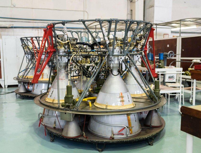 Двигатель рд-0110р