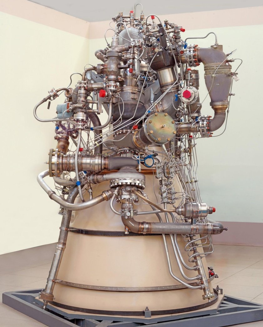 Кислородно метановый двигатель РД 0177