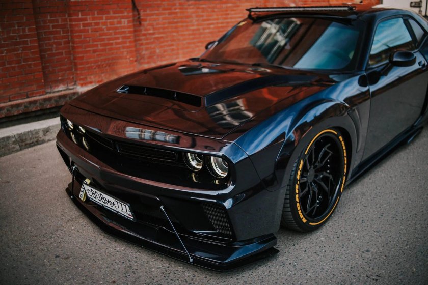 ВАЗ 2106 dodge Challenger