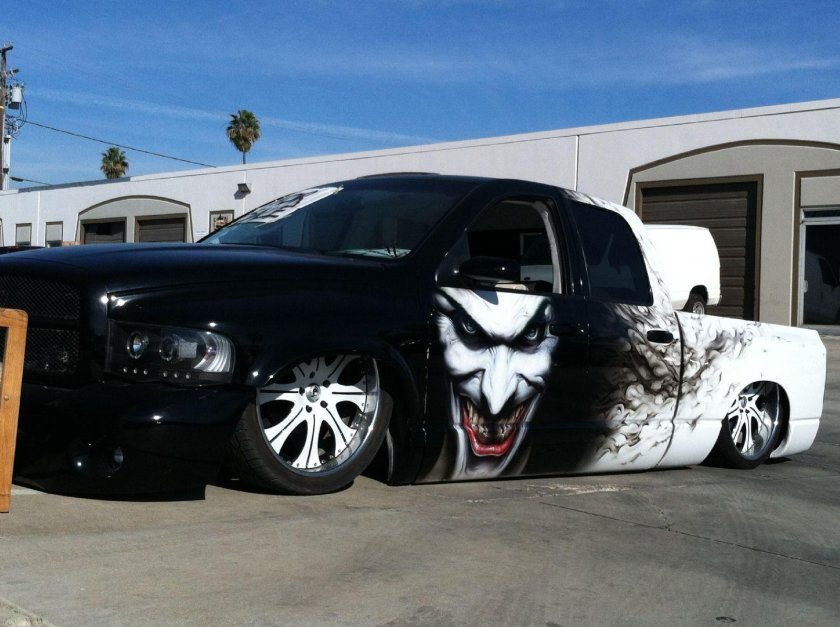 Авто в стиле Джокера