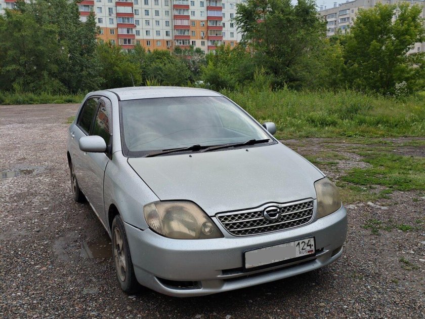 Тойота королла рункс 2001