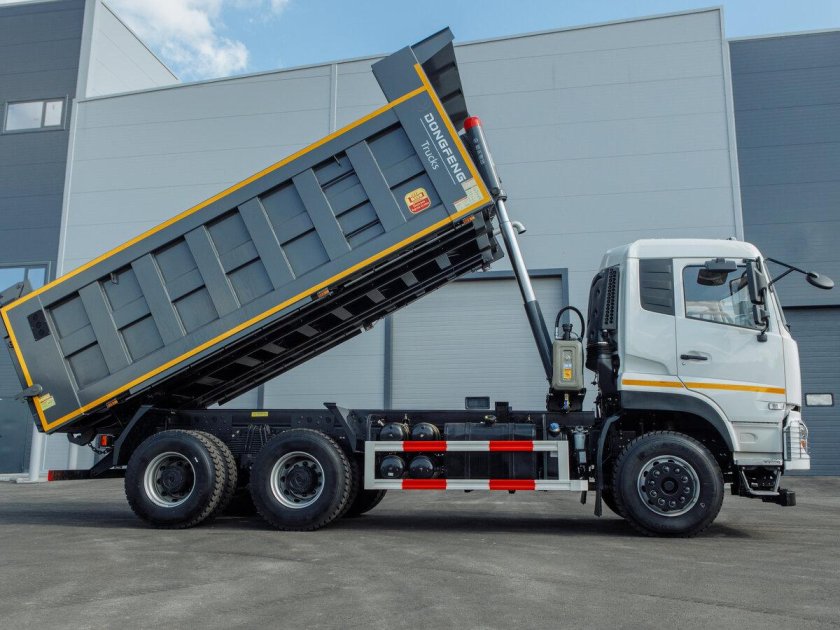 Dongfeng 6x4 DFH 3330 a8