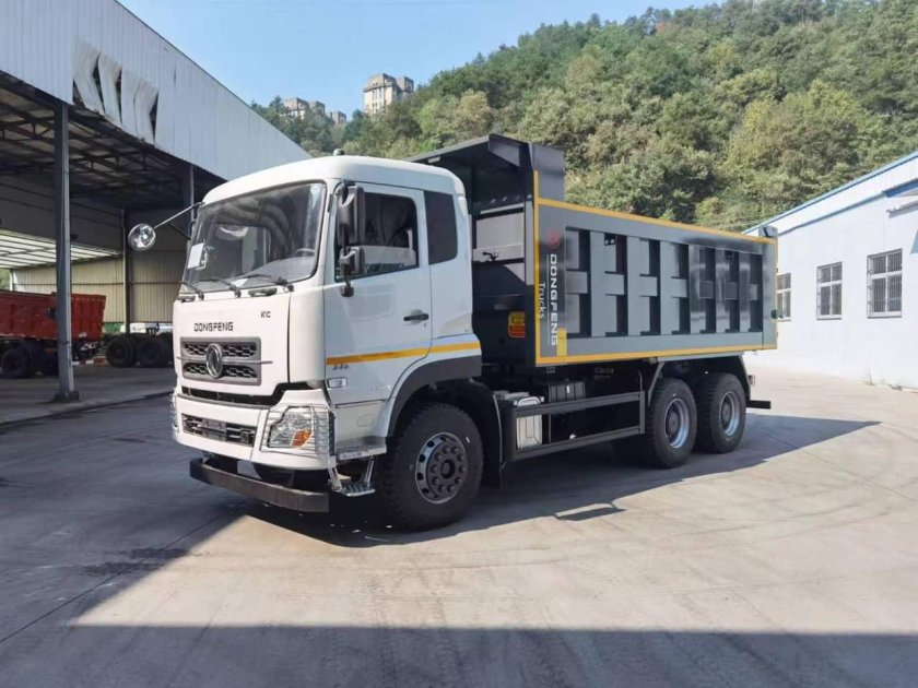 Самосвал Dongfeng 6x4
