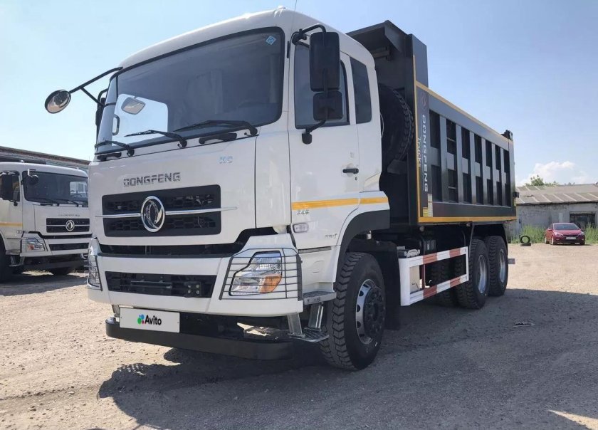 Dongfeng Kc 8x4 самосвал