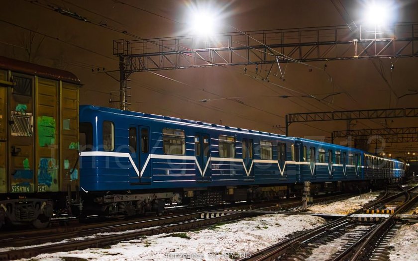 Вагон метро