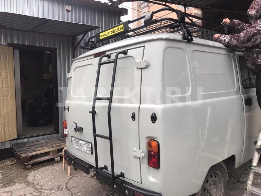 УАЗ 452 Буханка сзади