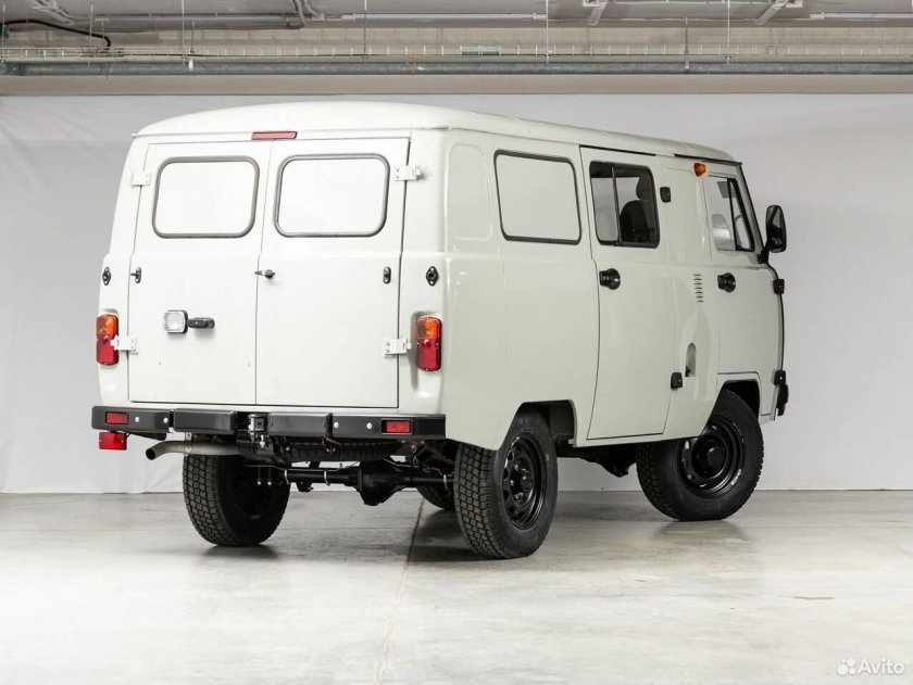 УАЗ Буханка остекленный фургон