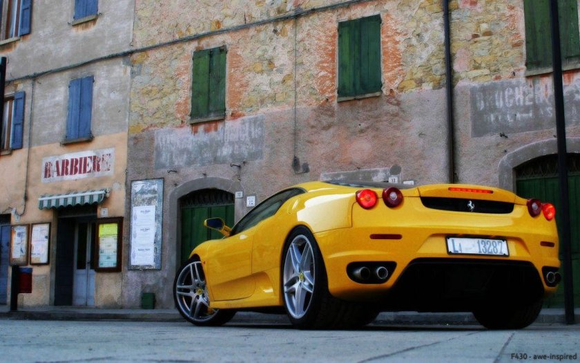 Ferrari f430 yellow