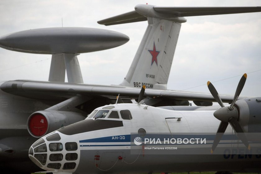 Ан 30 самолет