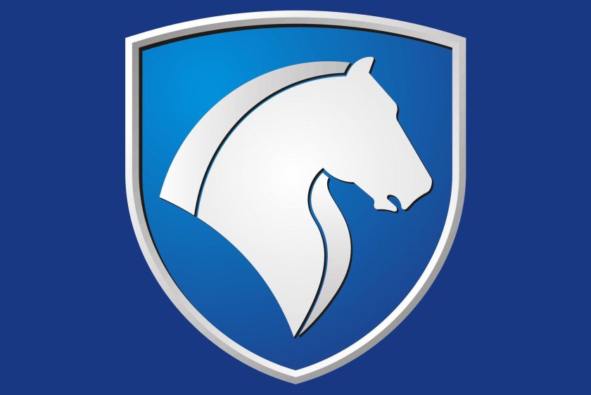 Машина с конем на эмблеме