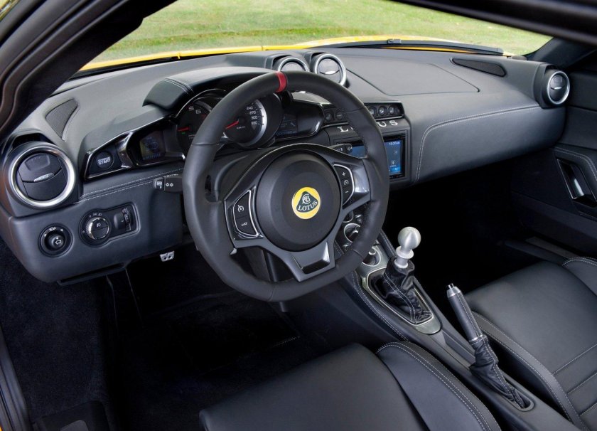 Lotus exige s салон