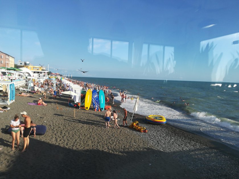 Пляж апельсин Сочи