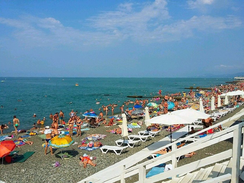 Пляж вагонное депо Адлер