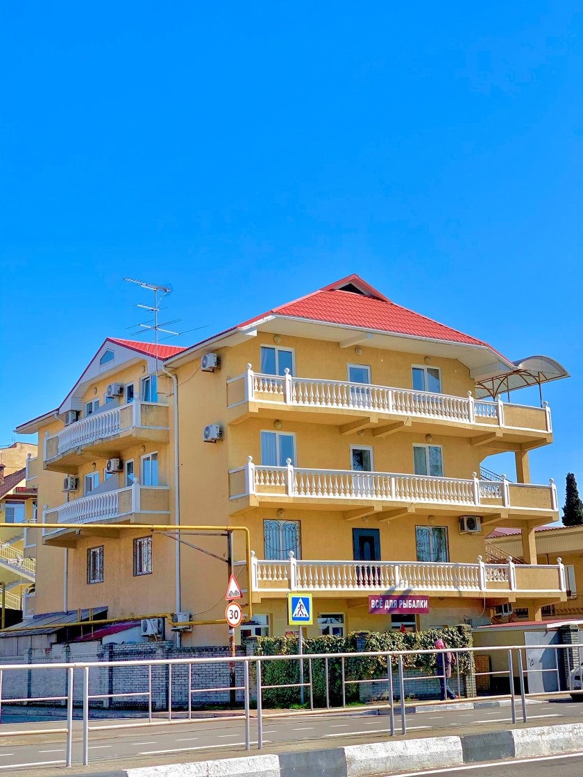 Адлер Ленина 154