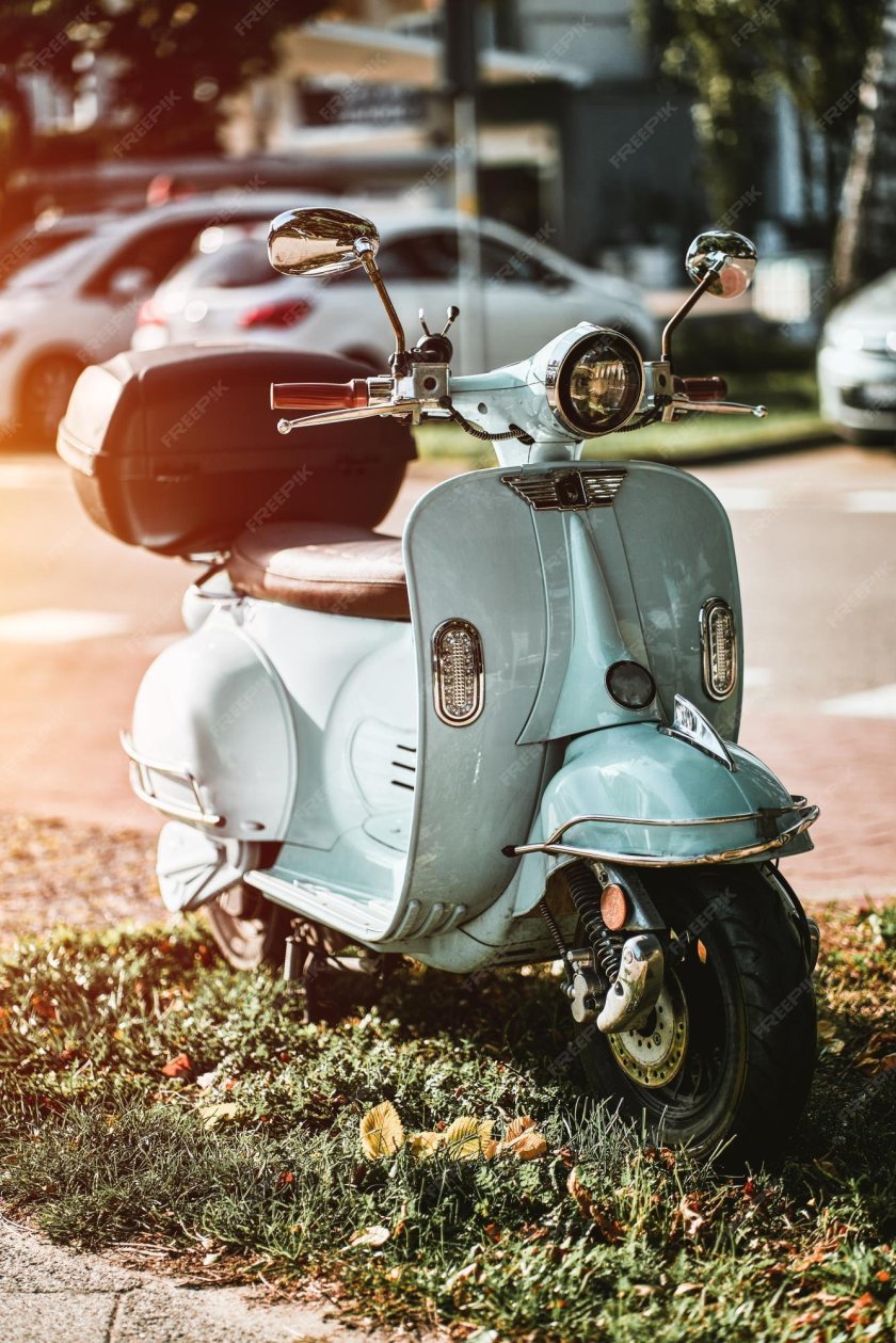 Электроскутер ретро стиль