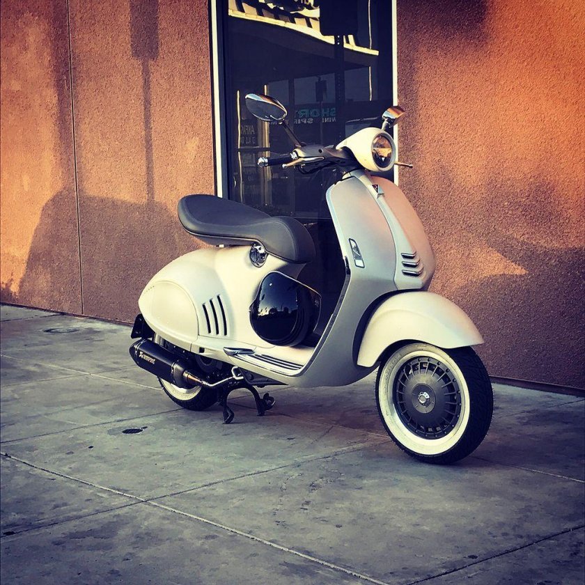 Ретро скутер Веспа