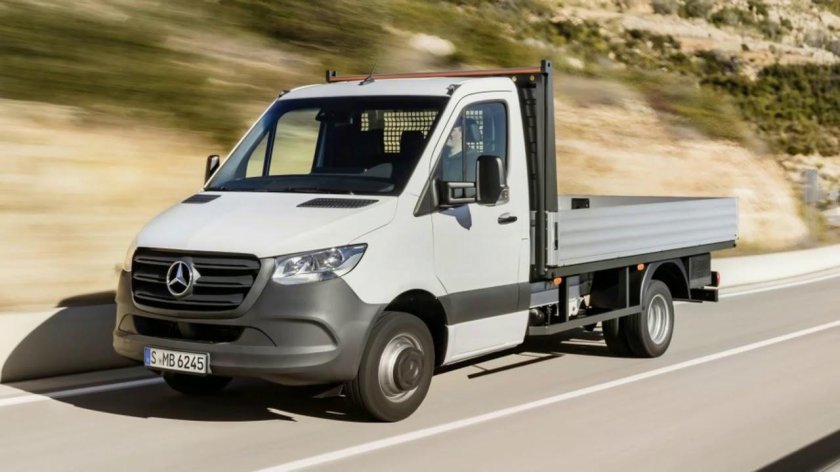 Мерседес Бенц Спринтер бортовой