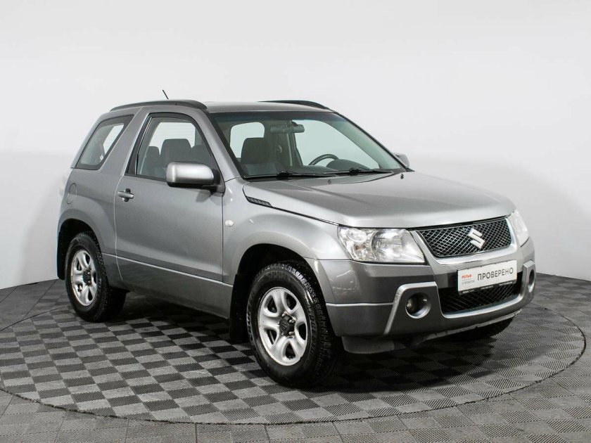 Suzuki Grand Vitara 1