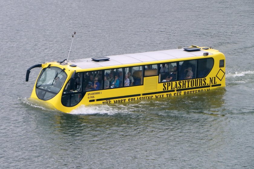 Плавающий автобус