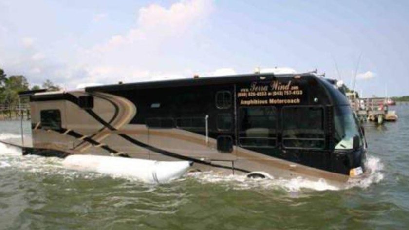 Амфибиус автобус амфибия