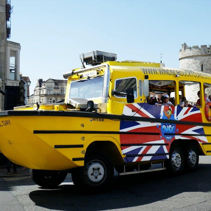 Автобус амфибия Англия