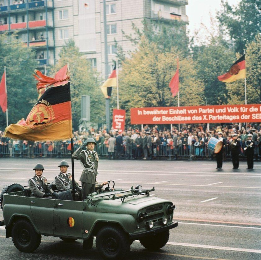 Парад войск ГДР Берлин