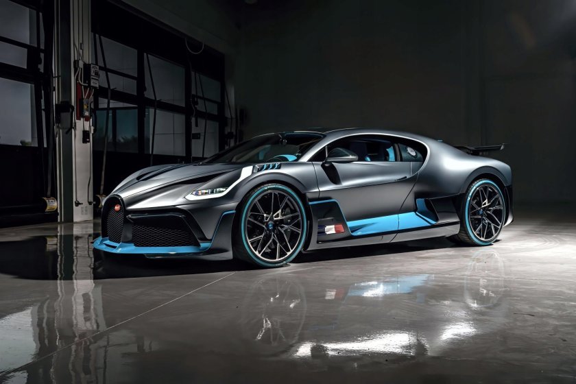 Бугатти Шерон диво