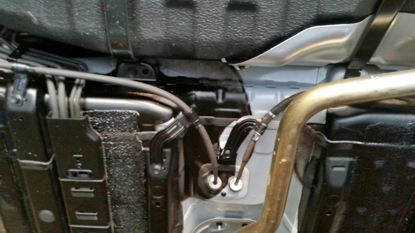 Днище Kia Rio 4