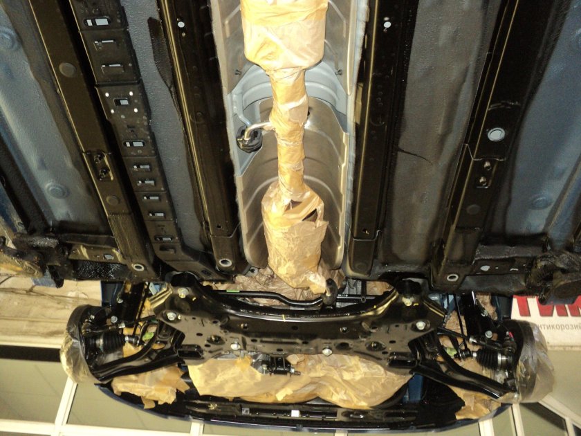 Днище Hyundai Solaris 2