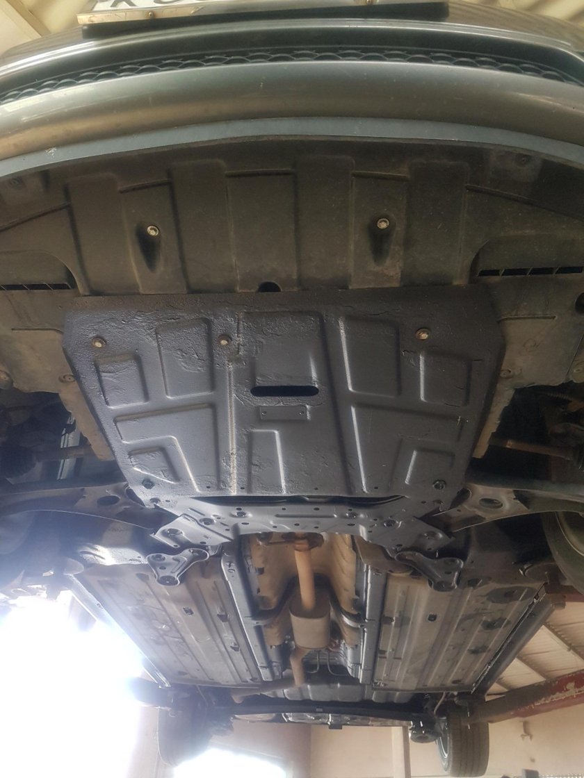 Kia Rio 2015 днище