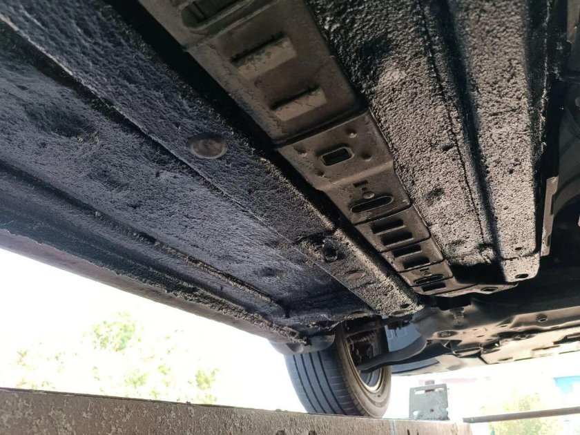 Фото днища Киа Пиканто 2011