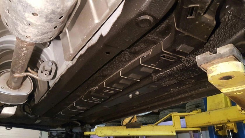 Солярис 2018 снизу защита