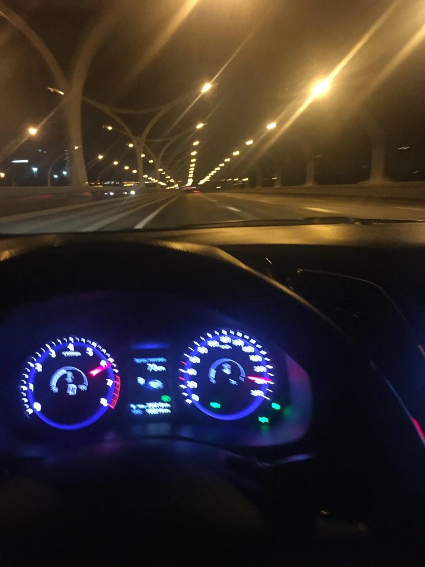 Спидометр Хендай Солярис ночью