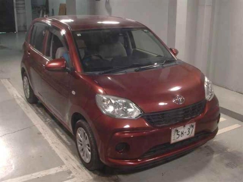 Тойота Пассо 2016г