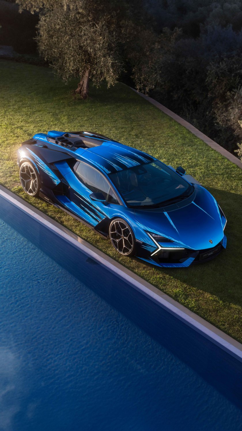 Lamborghini revuelto