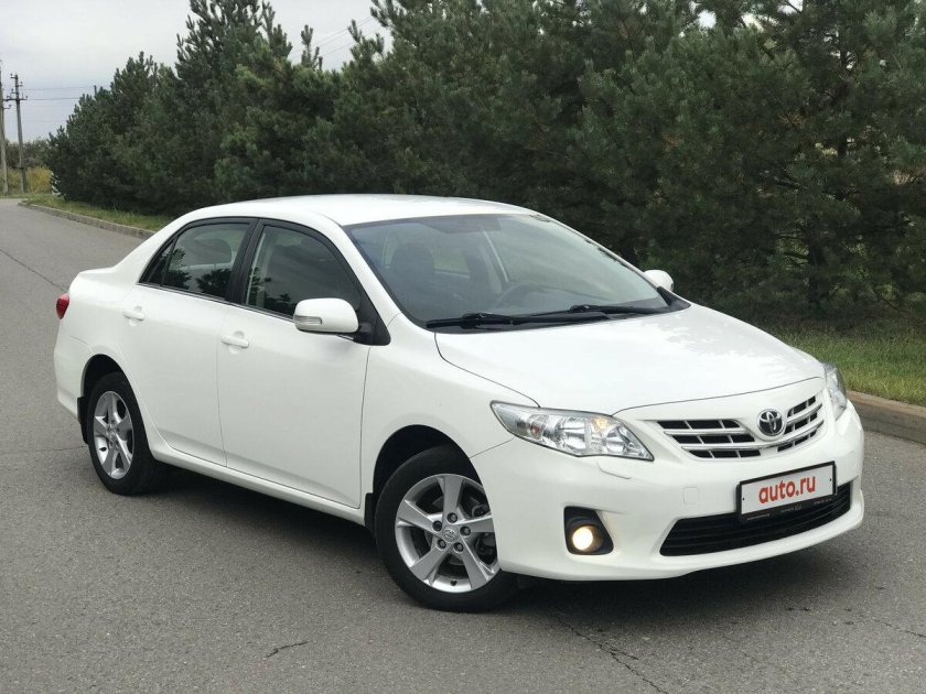 Тойота Королла 2012