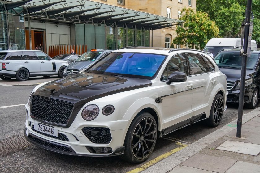 Бентли Бентайга мансори