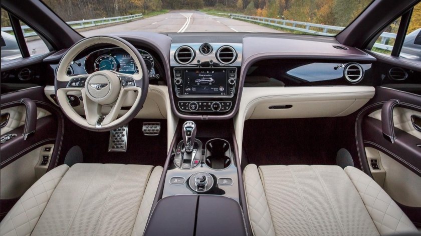 Bentley Bentayga 2022 Interior