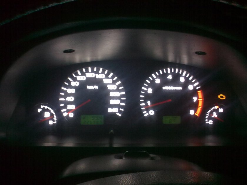 Лампочки в приборной панели Субару Форестер sf5