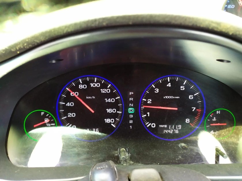 Subaru оптитрон Legacy b4